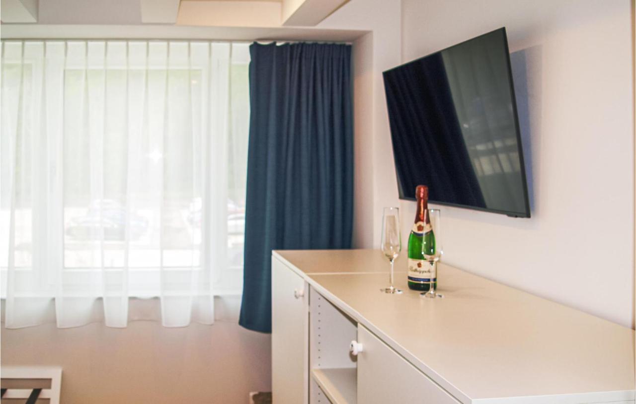 2 Bedroom Lovely Apartment In Binz Ot Prora Lubkow 外观 照片